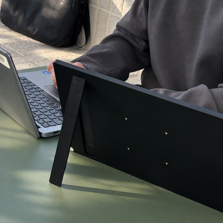 Locus Portable Monitor